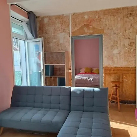 Apartmán Appartement spacieux à Lézignan-Corbières de 75 m² Lézignan-Corbières