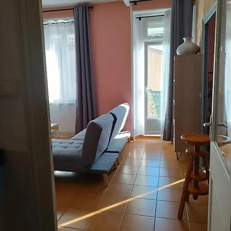 Spacieux A De 75 M² Lezignan-Corbieres