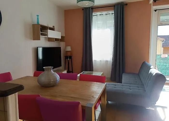 Appartement Spacieux A Lezignan-Corbieres De 75 M² Apartament *