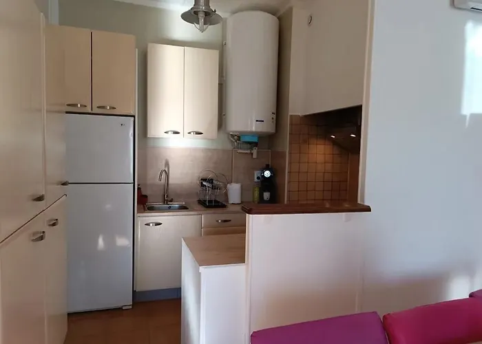 Apartament Appartement Spacieux A Lezignan-Corbieres De 75 M²